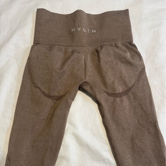 NVGTN Women’s Contour Seamless Leggings Beige Size Small New - Picture 5 of 13